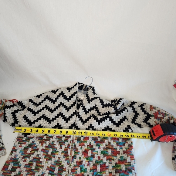 Dreamers By Debut Womens Medium Multicolor Knit Cardigan Sweater Yellowstone - Picture 7 of 8